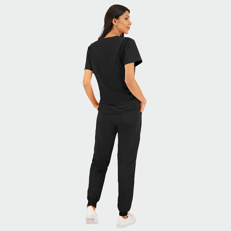 403407-justina-4black-1.png