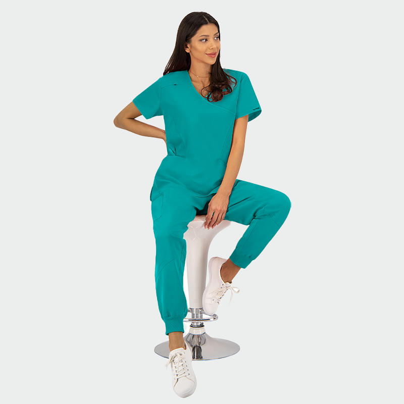 403432-justina-tiil-2.png