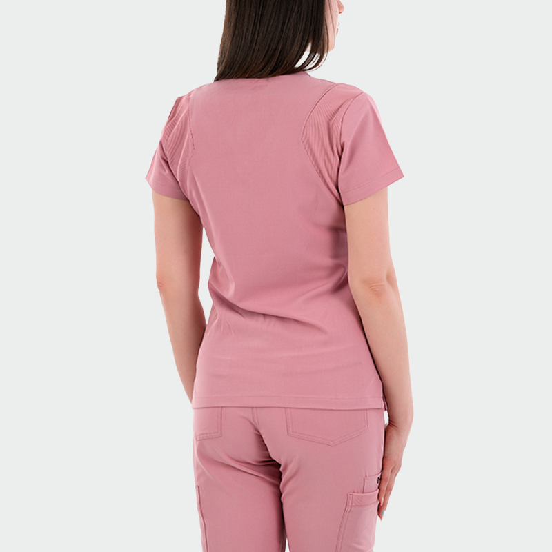 403434-justina-4.png