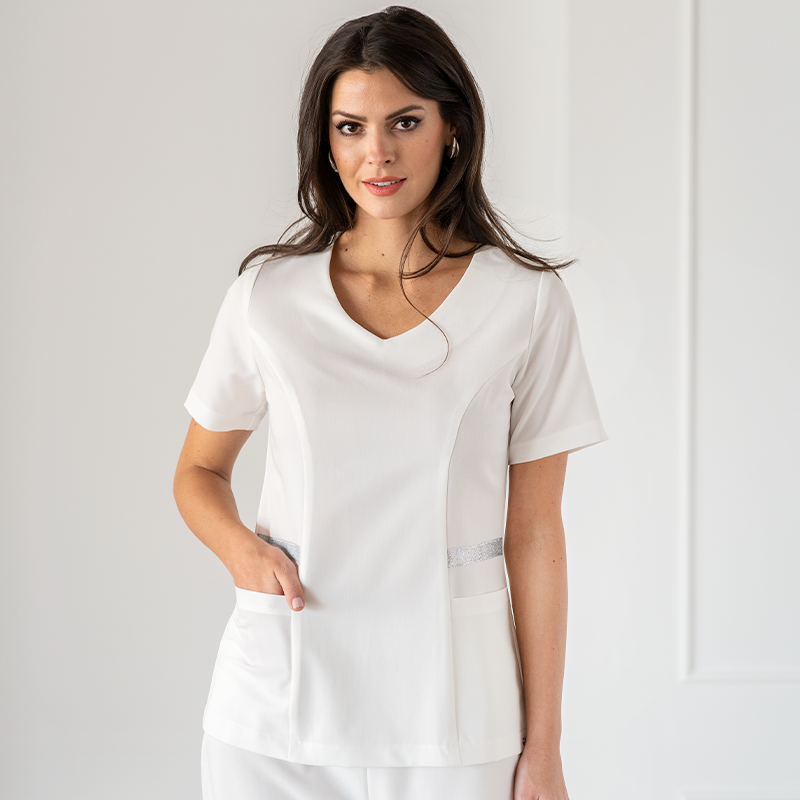 408100-elina-5-1.png