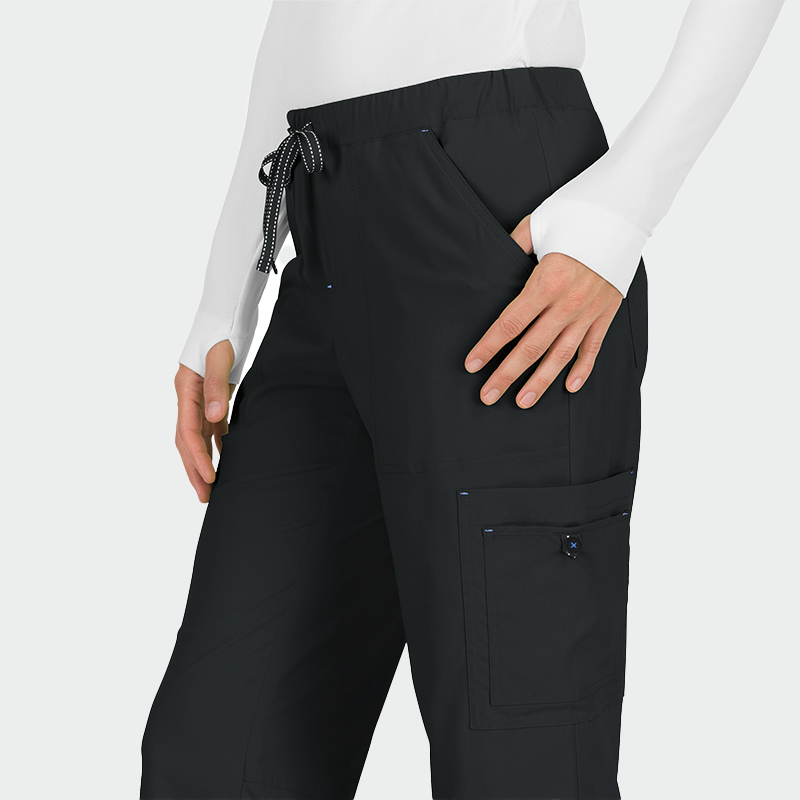 441707-medicinski-pantalon-basics-731-black-2.png