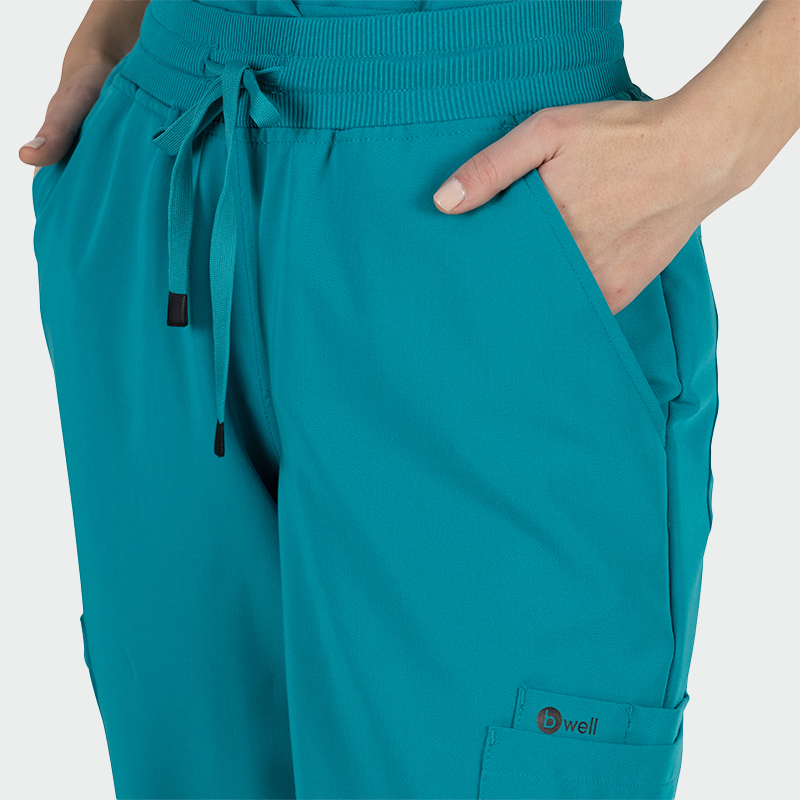 442032-medicinski-pantalon-mauri-tiil-4-1.png