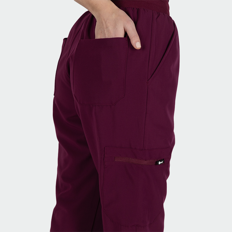 442051-medicinski-pantalon-mauri-wine-4.png